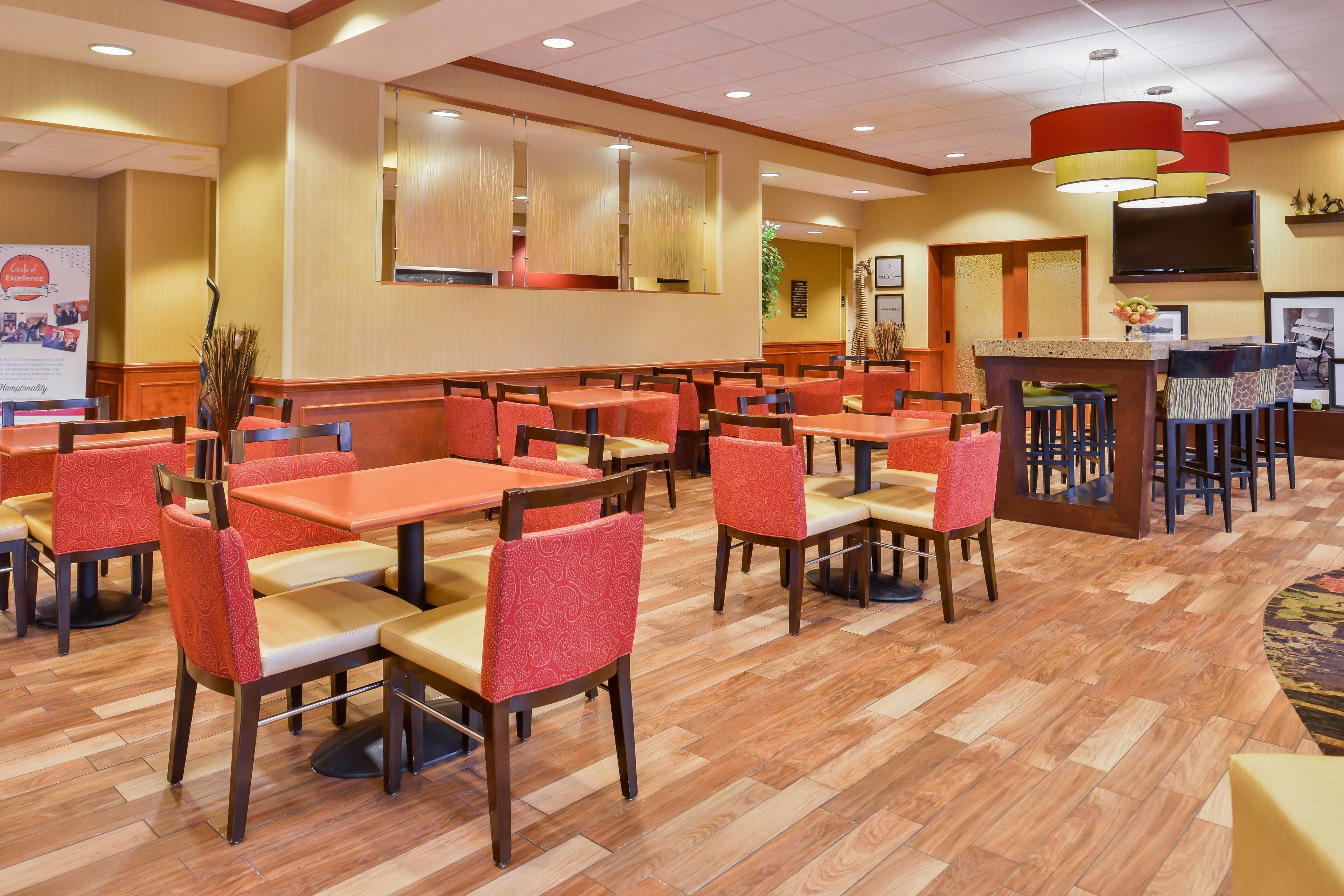 Hampton Inn Emporia Exterior foto